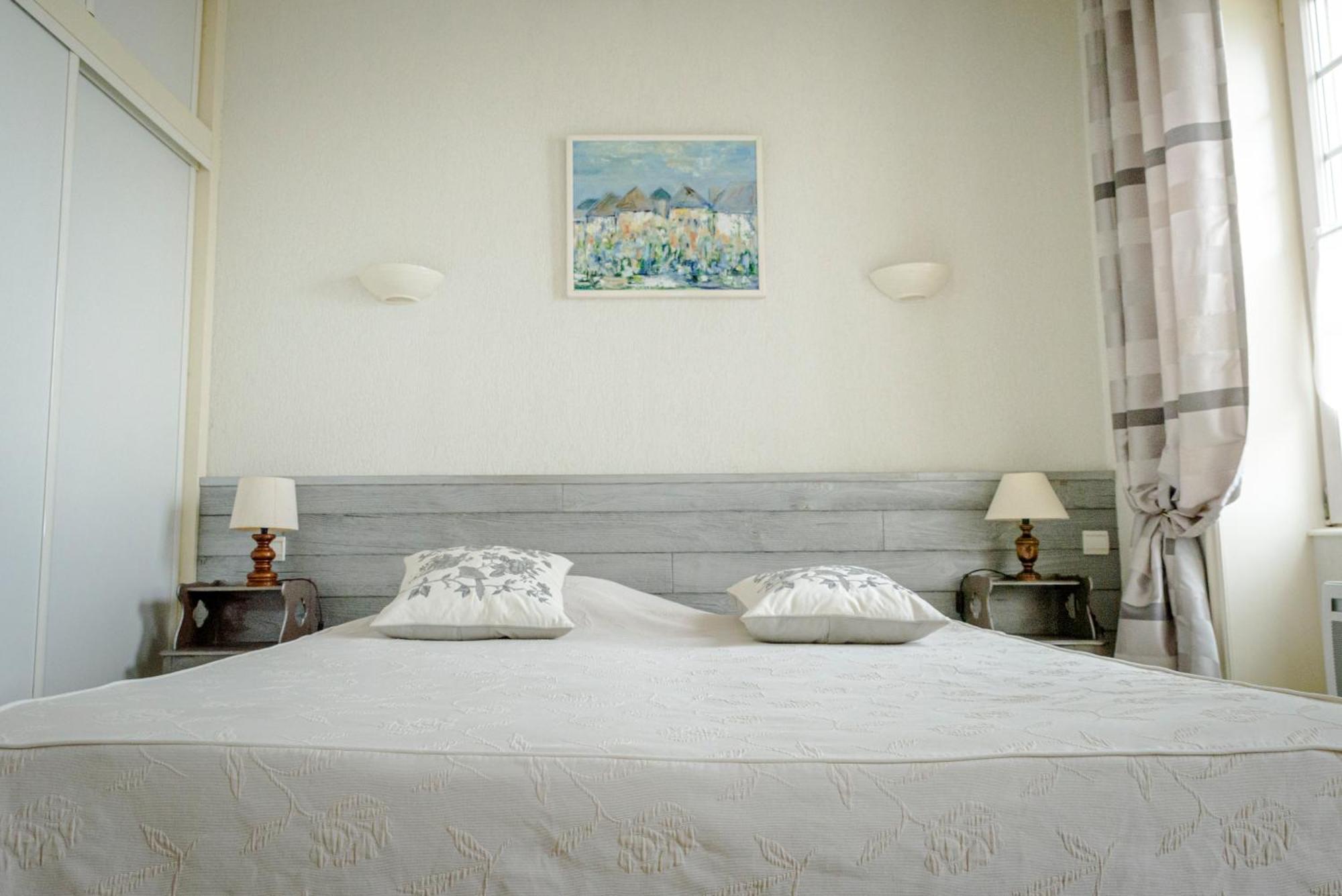 Maison Studios & Appartements Les 4 Vents 吕克索梅 外观 照片